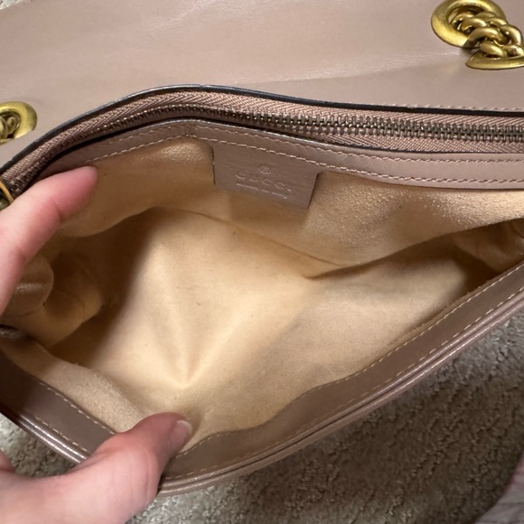 Gucci Marmont Taupe Leather Shoulder Bag with Gold Chain - Picture 7 of 7